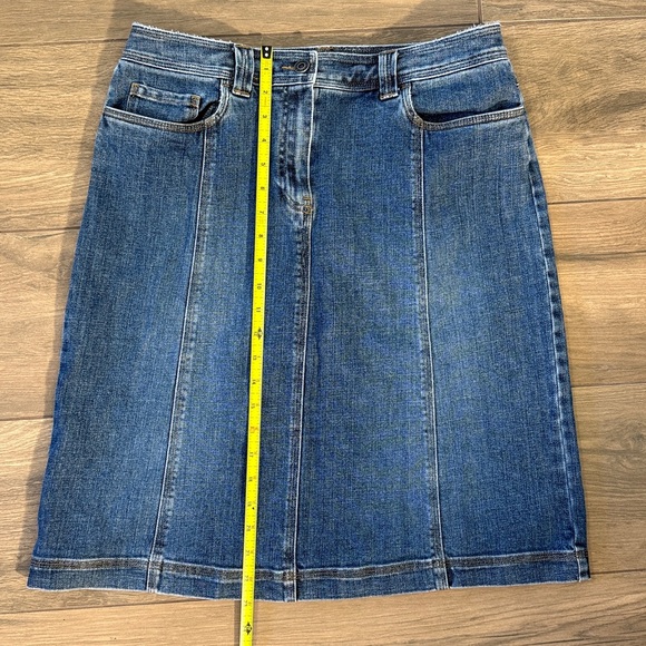 Talbots Women's Classic Denim Skirt Size 10 Cotton Blend Stretch Closet Staple - Picture 9 of 11